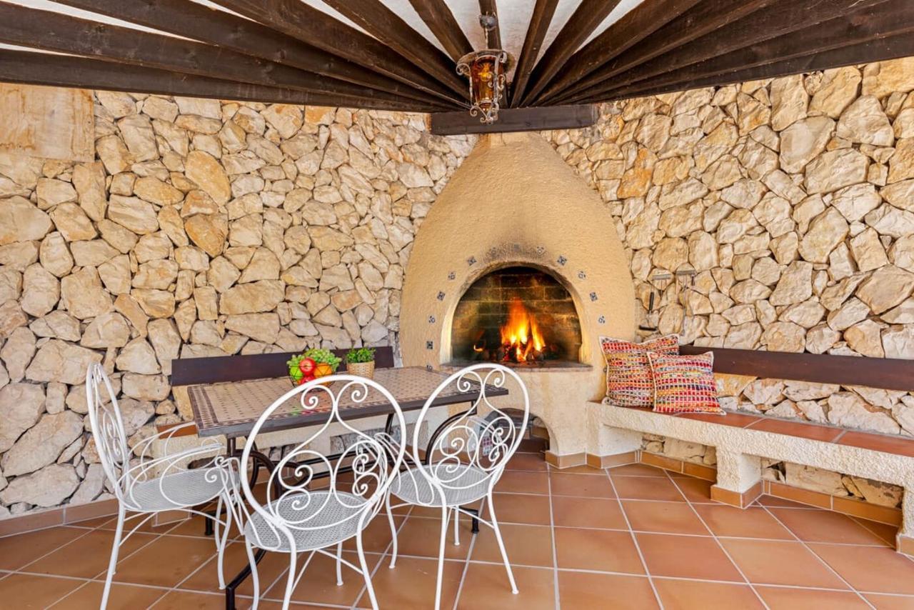 Villa Elice - Plusholidays كاليبي المظهر الخارجي الصورة